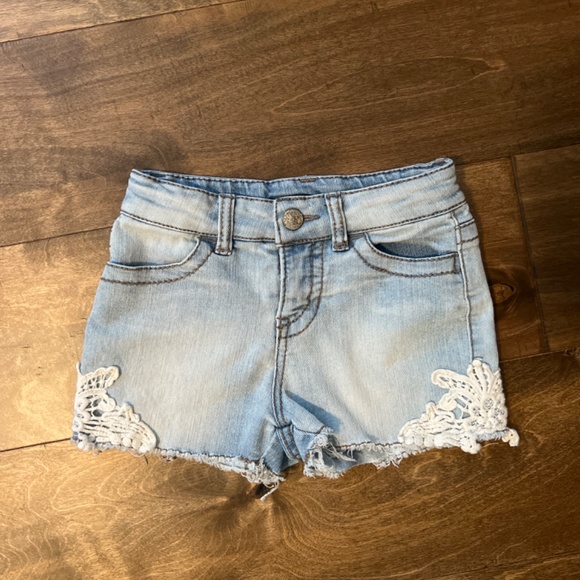 Girls 6/6X Denim Shorts - Set of 4 - Picture 8 of 10